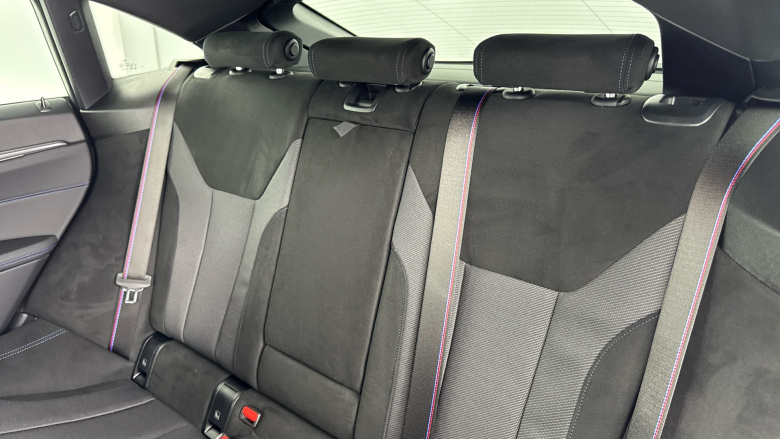 BMW 4 Series M440i xDrive MHT 5dr Step Auto Petrol Hatchback